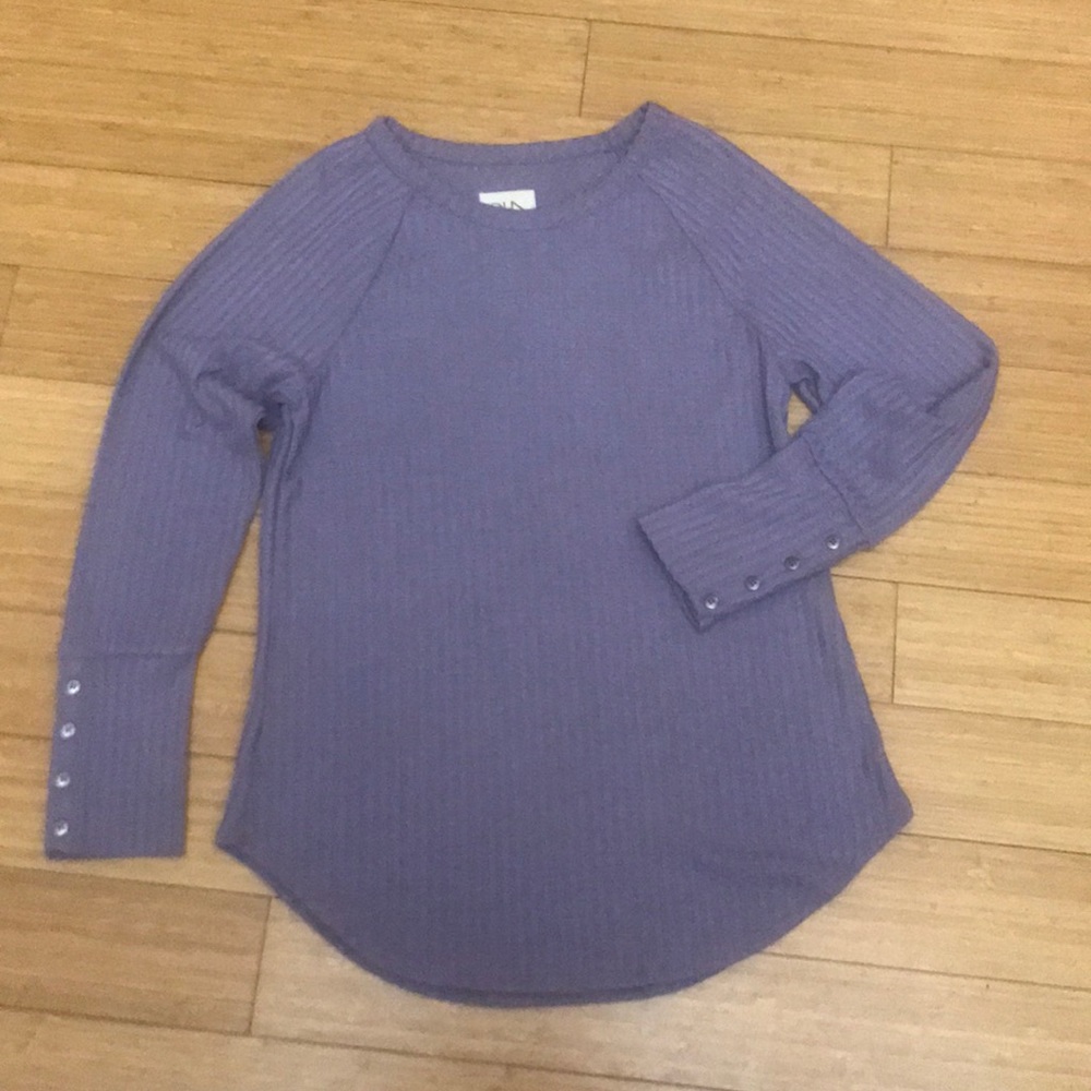 Chaser Thermal sweater with button sleeve accent
